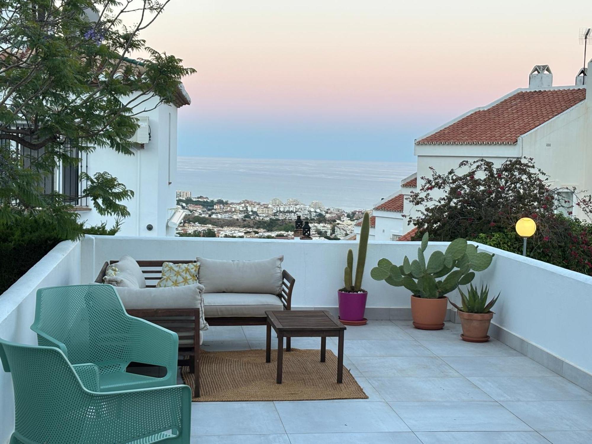 A Terrace With Sea View, 2 Bedrooms Apartment In Benalmádena Exterior photo