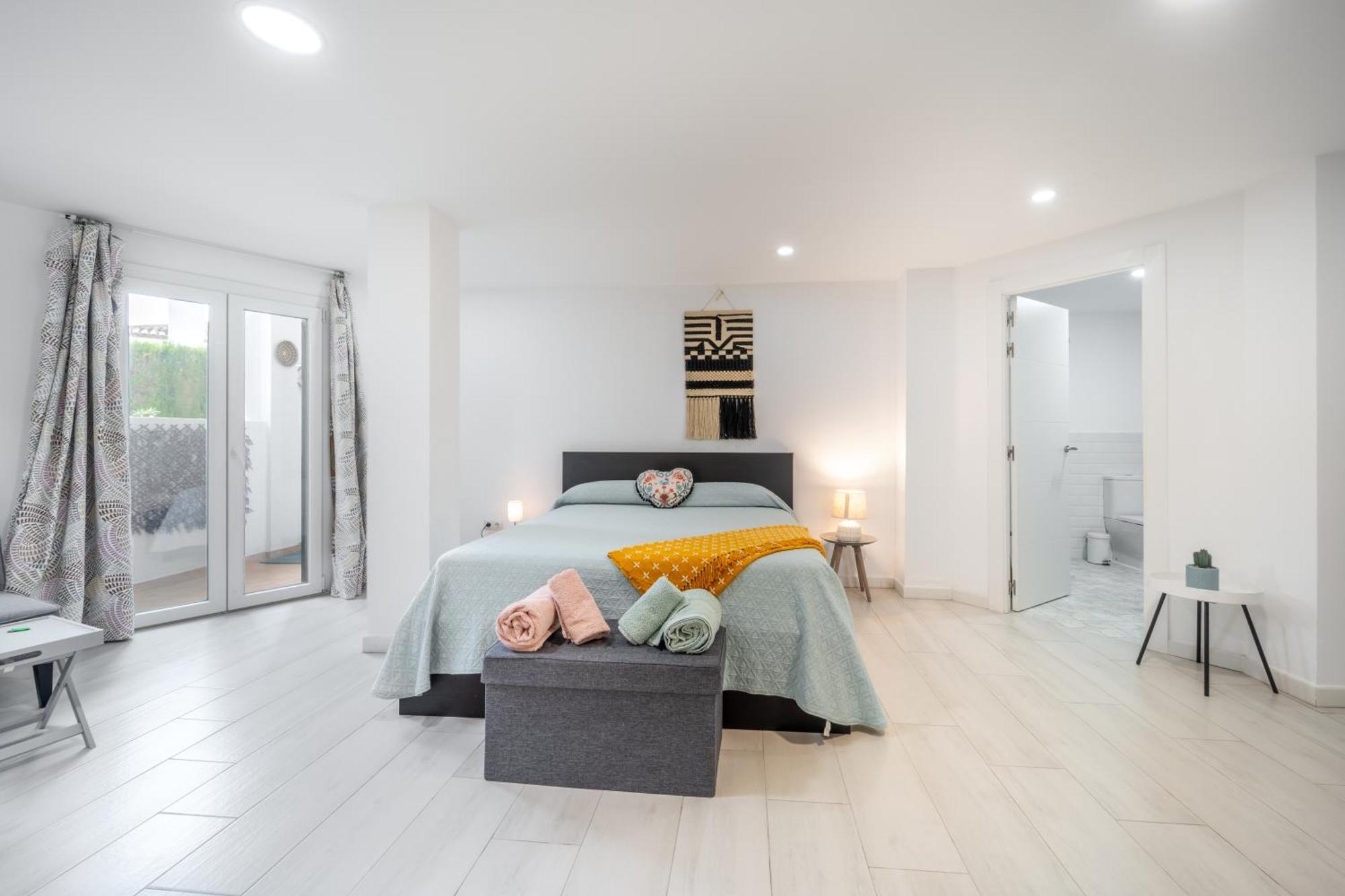 A Terrace With Sea View, 2 Bedrooms Apartment In Benalmádena Exterior photo